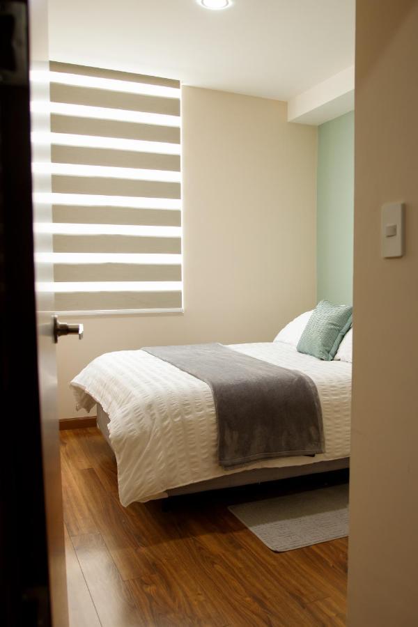 Appartement Wanderlot - Departamento Leganza - Penthouse Lujoso à Riobamba Extérieur photo