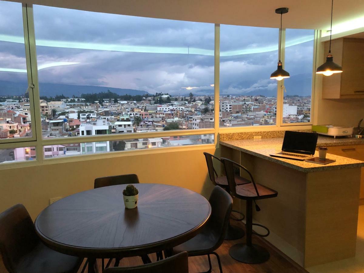 Appartement Wanderlot - Departamento Leganza - Penthouse Lujoso à Riobamba Extérieur photo